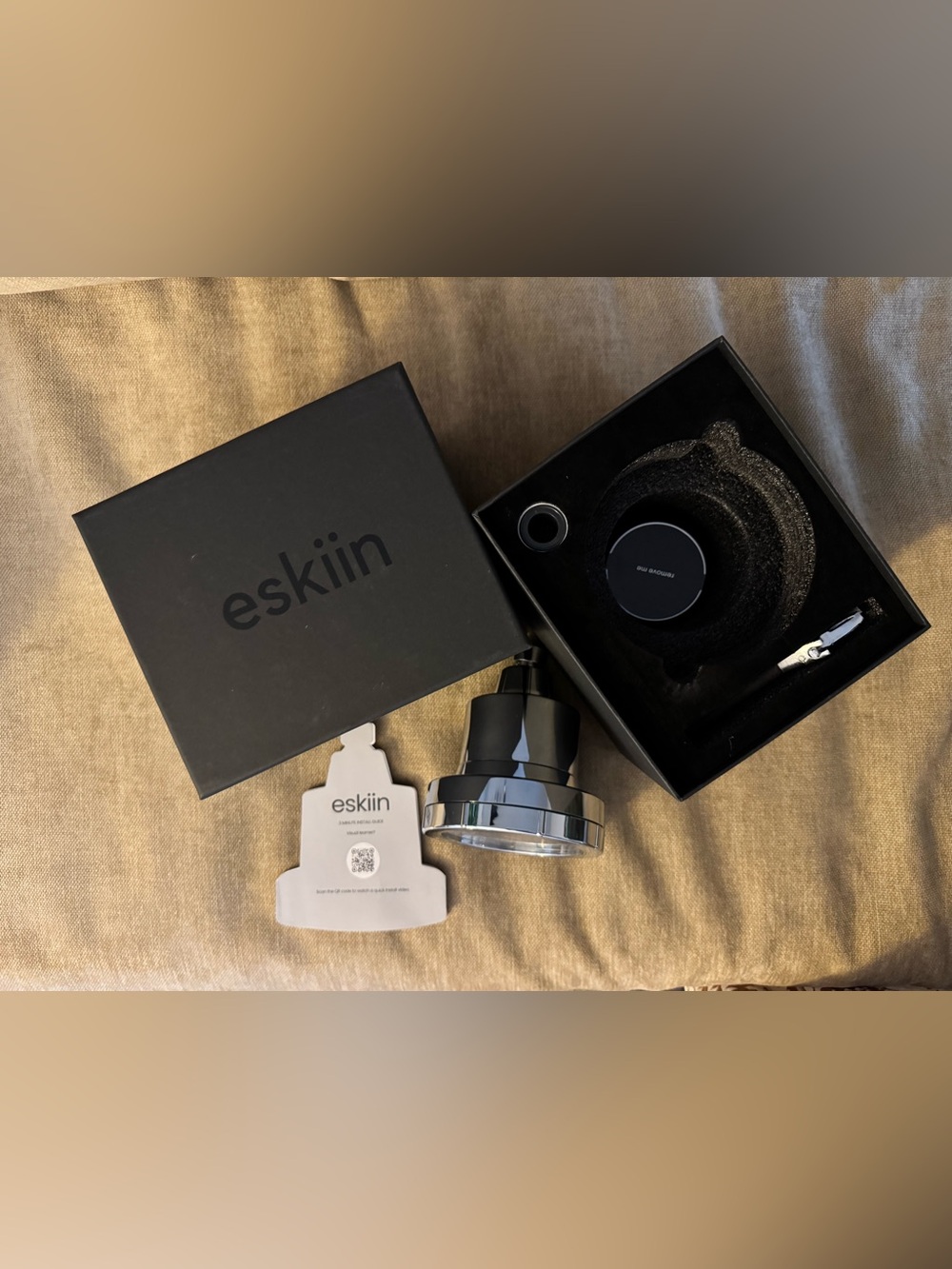 LNWOT Eskiin Chrome finish shower head plus extra filter